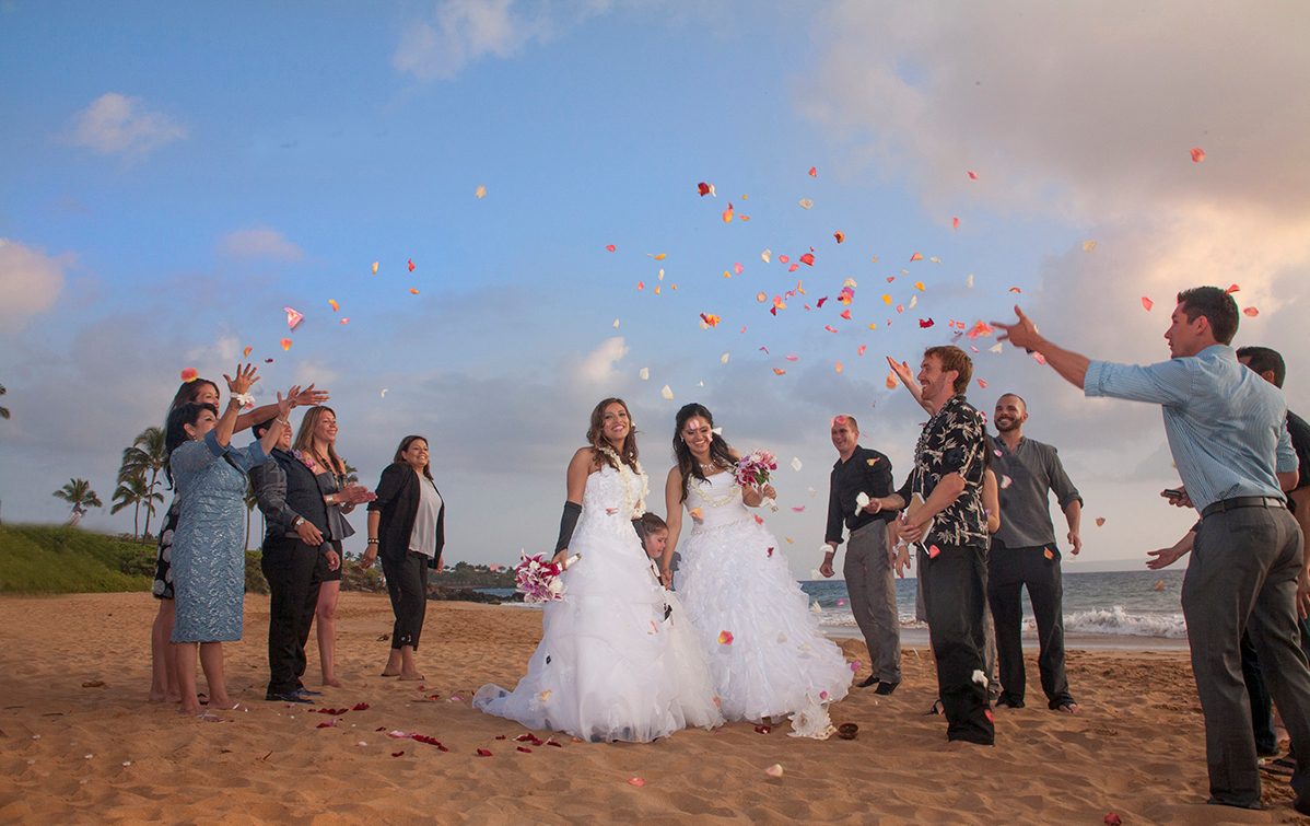 Tips From Hawaii S Gay Wedding Experts For That Perfect Beach