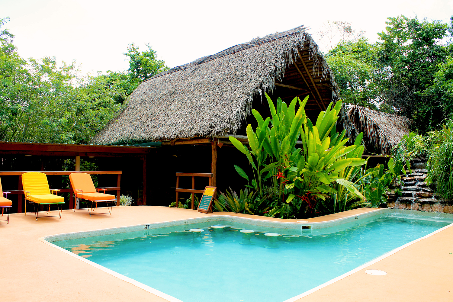 The Mariposa Jungle Lodge pool